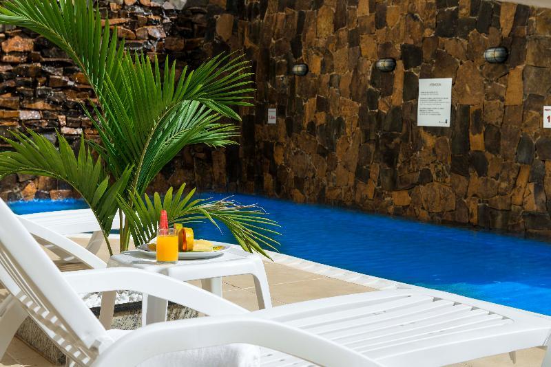 Arami Hotel & Lodge Пуэрто-Игуасу Экстерьер фото